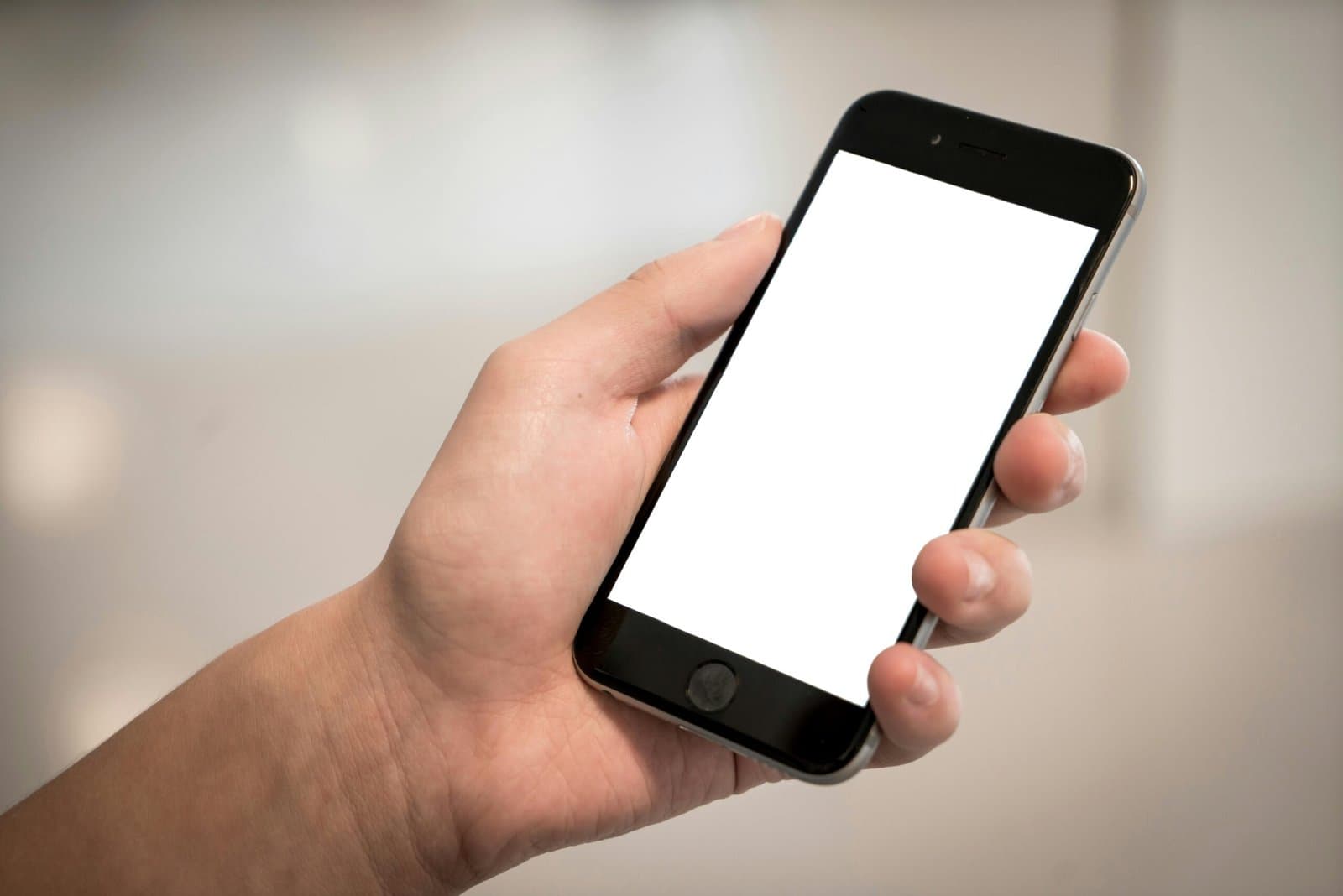 O smartphone da Coreia do Norte que tira prints a cada 5 minutos: tecnologia a serviço da vigilância